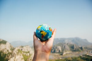 Leia mais sobre o artigo Trabalhar e estudar no exterior: veja 3 destinos para 2022